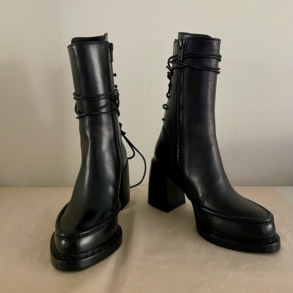 Ann Demeulemeester corset boots - Picture 5 of 9